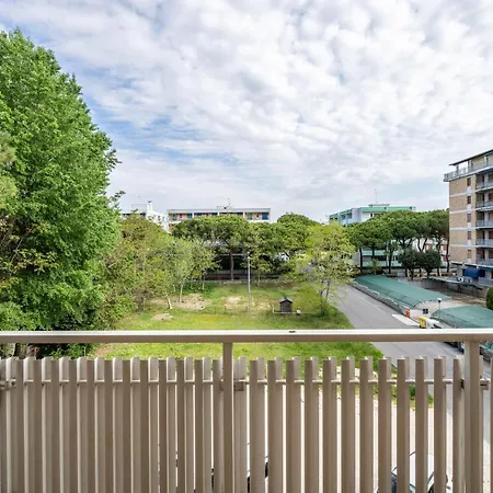 Condominio Silente C Ne Lejlighed